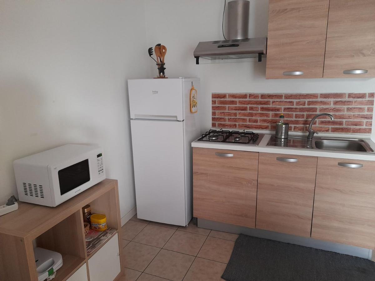 דירות ארזה A Casa Di Sole מראה חיצוני תמונה